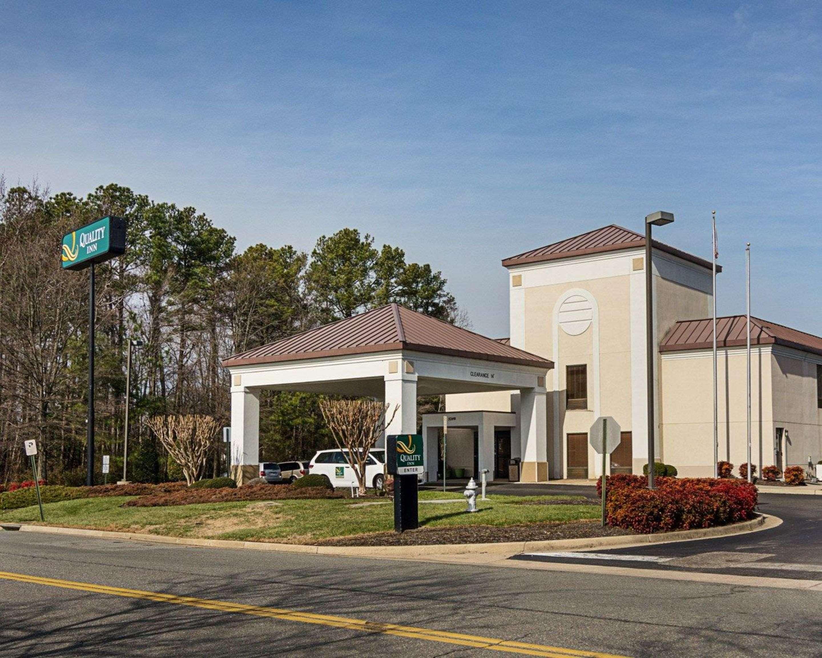 Quality Inn Richmond Airport Sandston Exterior foto
