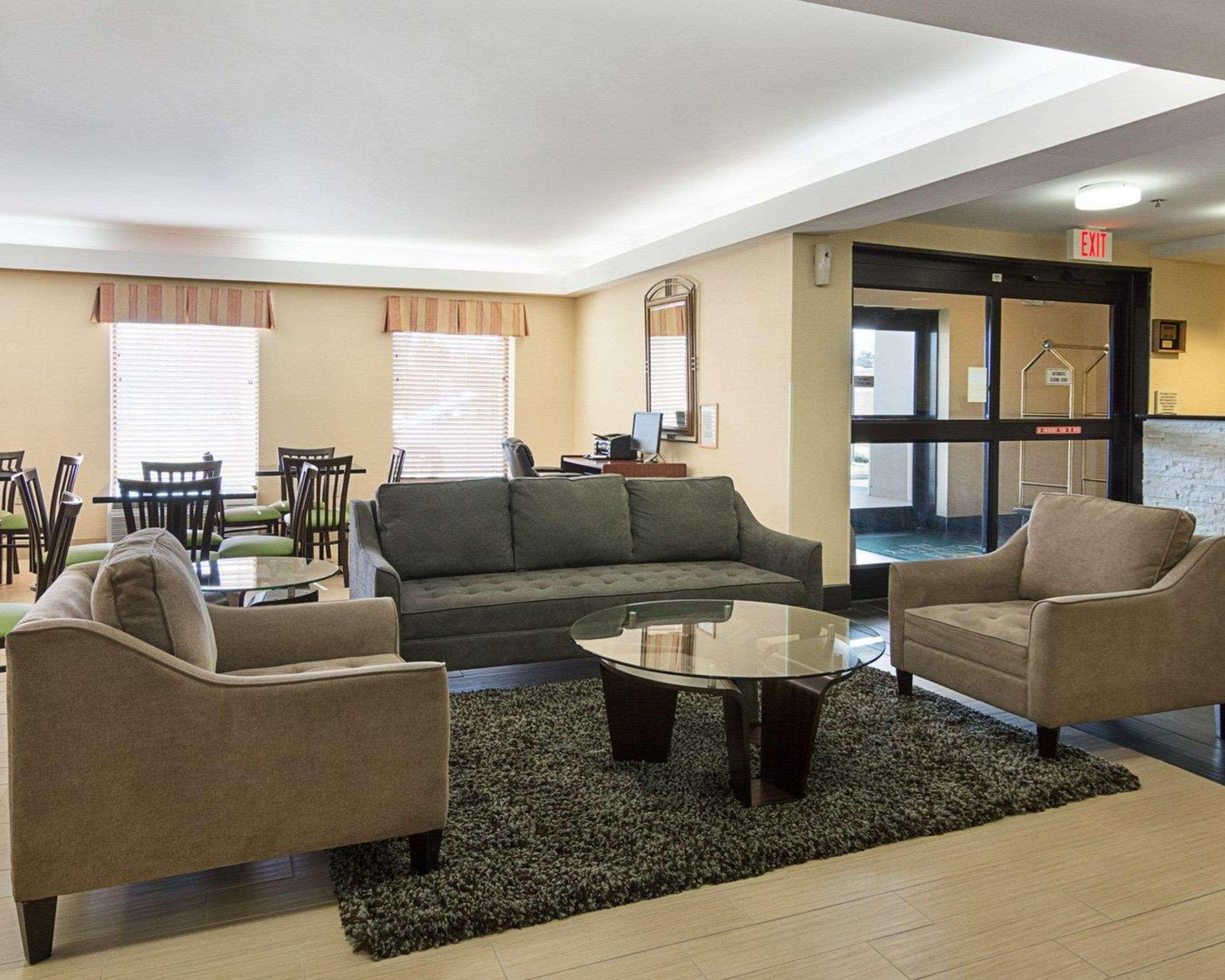 Quality Inn Richmond Airport Sandston Exterior foto